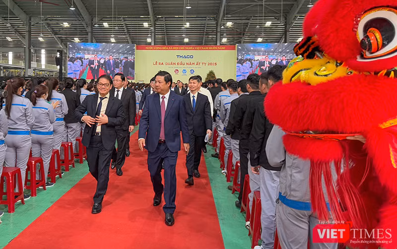 vt_thaco ra quan 2.png