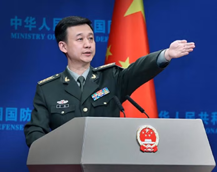 Đại tá Ngô Khiêm, phát ngôn viên Bộ Quốc phòng Trung Quốc. Ảnh: Chinanews