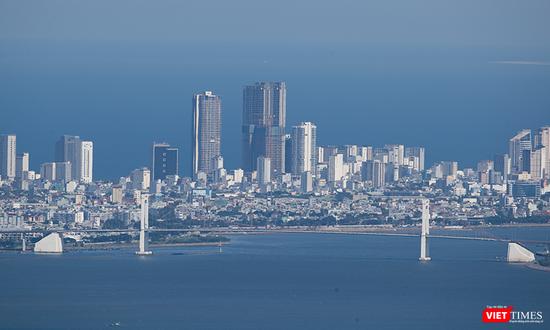 Đà Nẵng kỳ vọng “hóa rồng” với dự án lấn vịnh theo mô hình Dubai. (Trong ảnh: Một góc Vịnh Đà Nẵng nhìn từ trên cao)