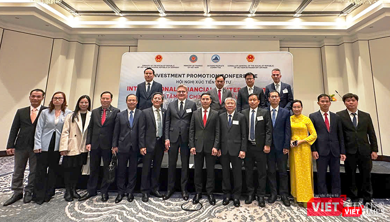 vt_hop tac trung tam tai chinh 2.png