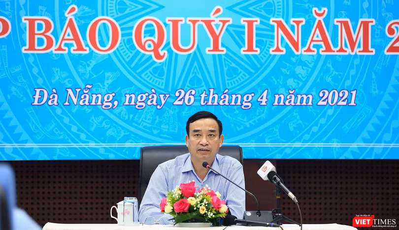 Ông Lê Trung Chinh – Chủ tịch UBND TP Đà Nẵng chủ trì buổi Họp báo quý I/2021 diễn ra chiều ngày 26/4