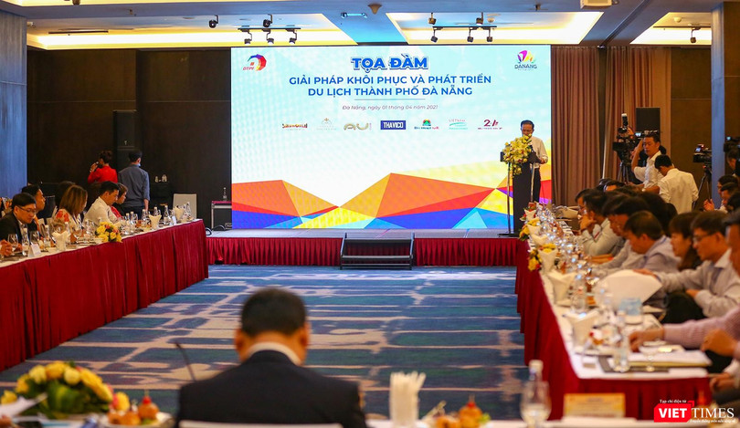 Quang cảnh Tọa đàm "Giải pháp khôi phục và phát triển du lịch TP Đà Nẵng năm 2021" do Sở Du lịch Đà Nẵng phối hợp với Quỹ Xúc tiến Phát triển Du lịch TP tổ chức vừa diễn ra sáng ngày 1/4