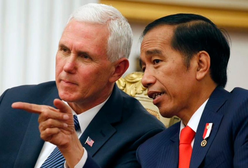 Ngày 20/4/2017, Phó Tổng thống Mỹ Mike Pence hội đàm với Tổng thống Indonesia Joko Widodo. Ảnh: VOA News