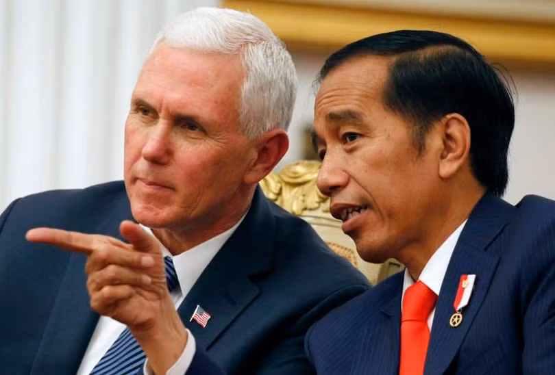Ngày 20/4/2017, Phó Tổng thống Mỹ Mike Pence hội đàm với Tổng thống Indonesia Joko Widodo. Ảnh: VOA News