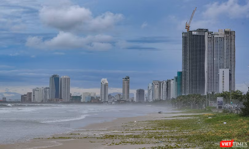 Một góc bãi biển du lịch Đà Nẵng