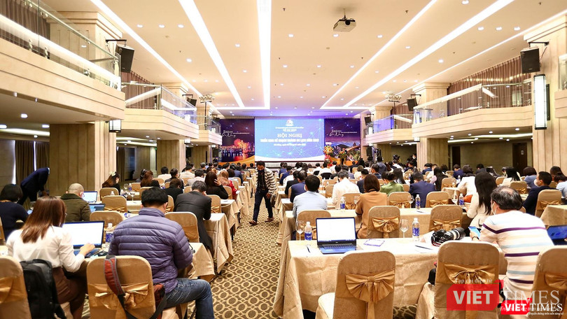 Quang cảnh sự kiện triển khai kế hoạch ngành du lịch Đà Nẵng năm 2022 diễn ra chiều ngày 5/1.