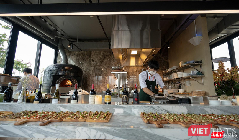 Nhà hàng 5 sao phong cách châu Âu Regal Bistro