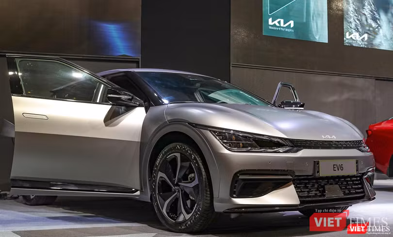 Dòng xe KIA EV6 - mẫu xe thuần điện (BEV) đầu tiên của thương hiệu KIA trong dòng sản phẩm ô tô dự kiến sẽ bán hàng tại Việt Nam trong quý II/2022.