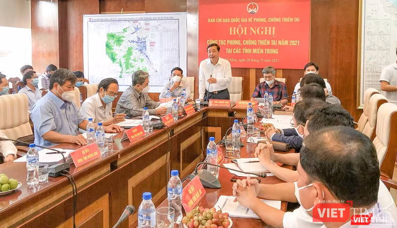 Ông Trần Quang Hoài - Tổng cục trưởng Tổng cục PCTT - Phó Trưởng ban Ban Chỉ đạo quốc gia về PCTT phát biểu tại hội nghị Ông Trần Quang Hoài - Tổng cục trưởng Tổng cục PCTT - Phó Trưởng ban Ban Chỉ đạo quốc gia về PCTT phát biểu tại hội nghị