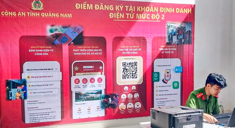 Điểm đăng ký tài khoản định danh điện tử mức độ 2 tại Cảng hàng không Chu Lai (Quảng Nam). (Ảnh: N.VỊNH)