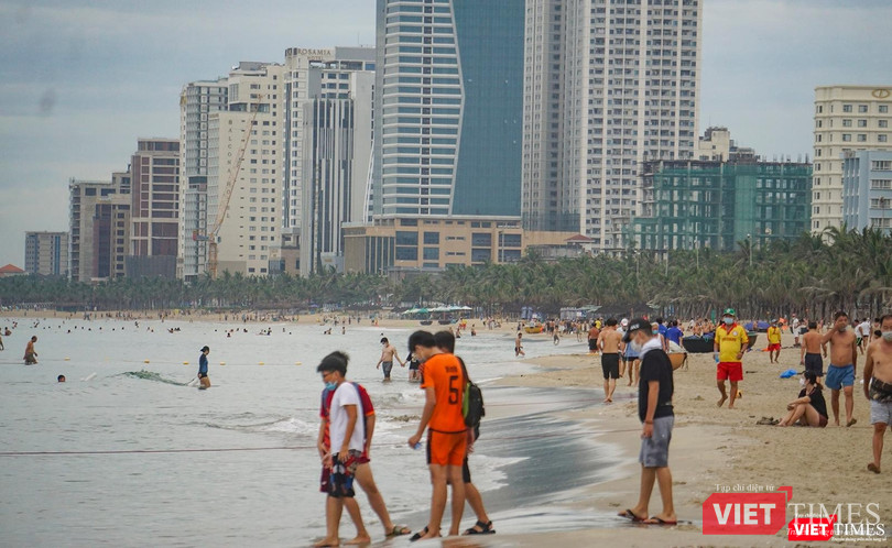 Biển Đà Nẵng trong thời điểm du lịch mở của trở lại sau dịch COVID-19