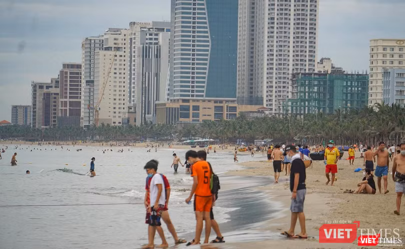 Biển Đà Nẵng trong thời điểm du lịch mở của trở lại sau dịch COVID-19