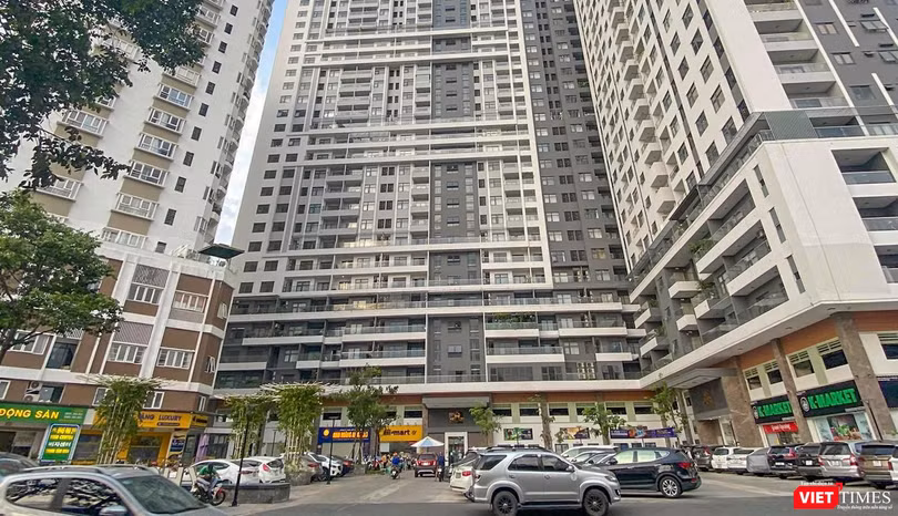 Bất chấp văn bản của chính quyền Đà Nẵng, hoạt động của chung cư Monarchy block B vẫn diễn ra bình thường