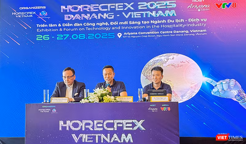 Ban tổ chức HorecFex Việt Nam trả lời hỏi đáp tại buổi công bố sự kiện Triển lãm và diễn đàn công nghệ, đổi mới sáng tạo ngành du lịch (HorecFex) 2025.