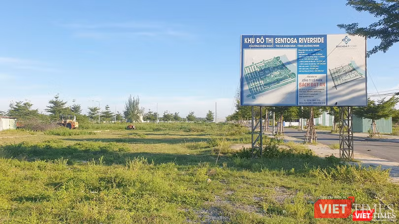 Một góc dự án đất nền tại khu đô thị mới Điện Nam - Điện Ngọc (Quảng Nam) do Công ty CP Bách Đạt An làm chủ đầu tư đang để hoang phế