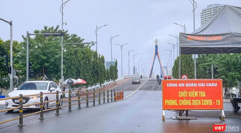 Lưu thông qua cầu Sông Hàn (Đà Nẵng) đã trở lại bình thường (Ảnh Nghĩa Hiếu)