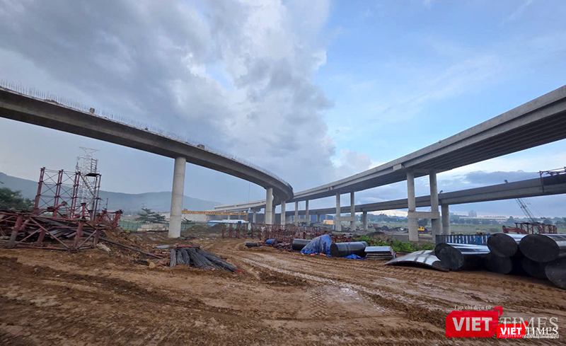 vt_cang lien chieu 4.png