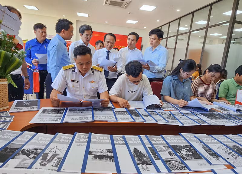 khong gian tong bi thu 3.png