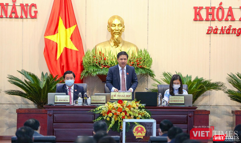Ông Lương Nguyễn Minh Triết - Chủ tịch HĐND TP Đà Nẵng khoá X và các Phó Chủ tịch HĐND TP Đà Nẵng nhiệm kỳ mới điều hành kỳ họp Ông Lương Nguyễn Minh Triết - Chủ tịch HĐND TP Đà Nẵng khoá X và các Phó Chủ tịch HĐND TP Đà Nẵng nhiệm kỳ mới điều hành kỳ họp