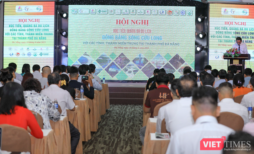 vt_xuc tien du lich 2.png