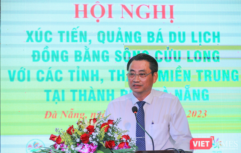 vt_xuc tien du lich 1.png