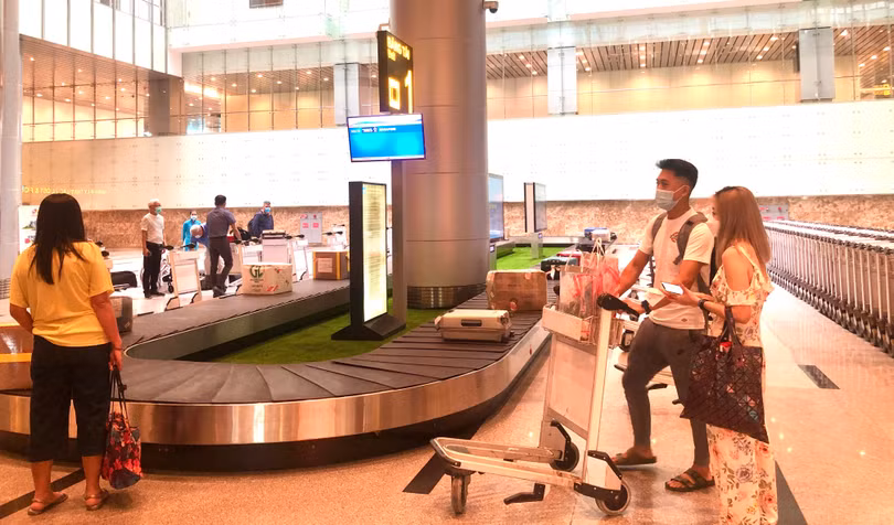 Du khách quốc tế đến Đà Nẵng trong sáng ngày 20/4