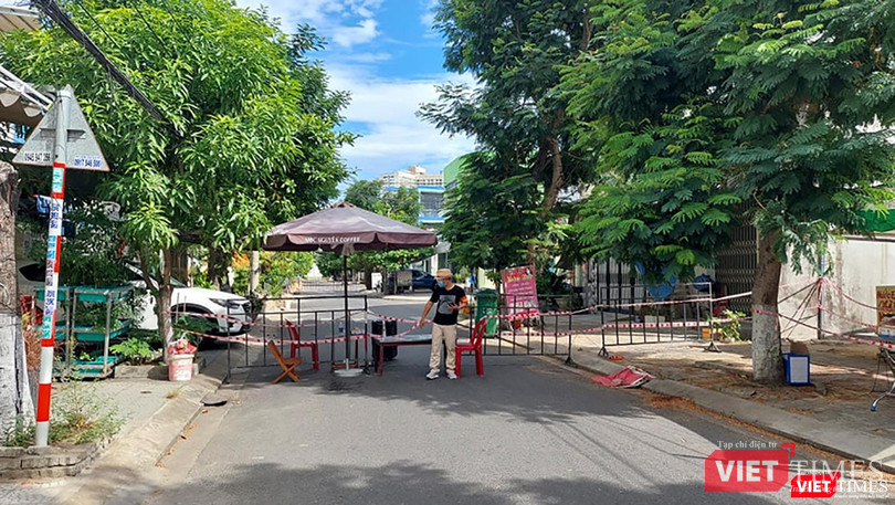 Một khu vực phong toả cứng "nội bất xuất, ngoại bất nhập"trên địa bàn phường Nại Hiên Đông, quận Sơn Trà, TP Đà Nẵng
