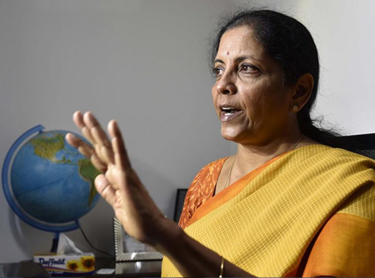 Nữ Bộ trưởng Quốc phòng đầu tiên của Ấn Độ, bà Nirmala Sitharaman. Ảnh: Takungpao.