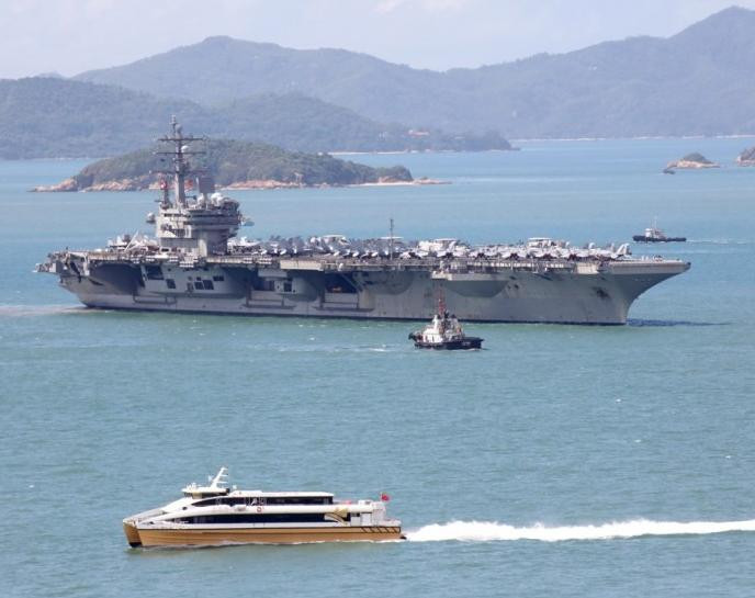 Cụm tấn công tàu sân bay USS Ronald Reagan Hải quân Mỹ rời Hồng Kông đến vùng biển bán đảo Triều Tiên. Ảnh: South China Morning.