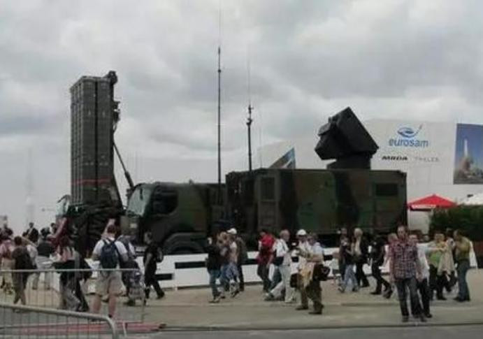 Tên lửa phòng không Aster-30 của châu Âu. Ảnh: Sina