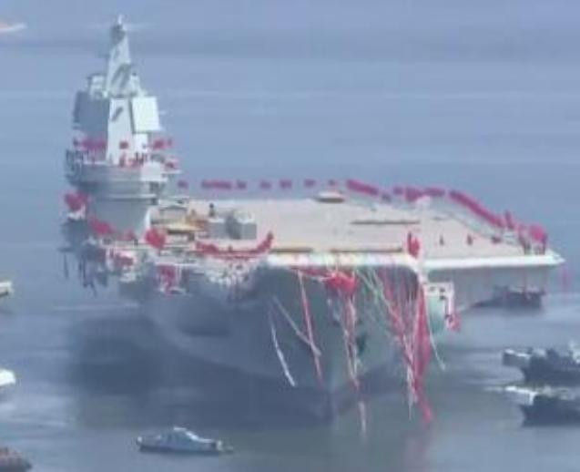 Ngày 26/4/2017, tàu sân bay tự chế đầu tiên Type 001A Trung Quốc hạ thủy. Ảnh: Cankao