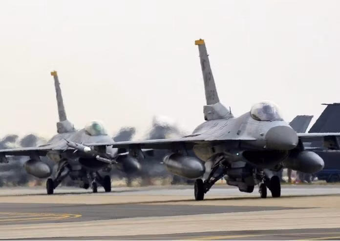 Mỹ và Hàn Quốc tiến hành diễn tập không chiến trên bán đảo Triều Tiên. Ảnh: Sina