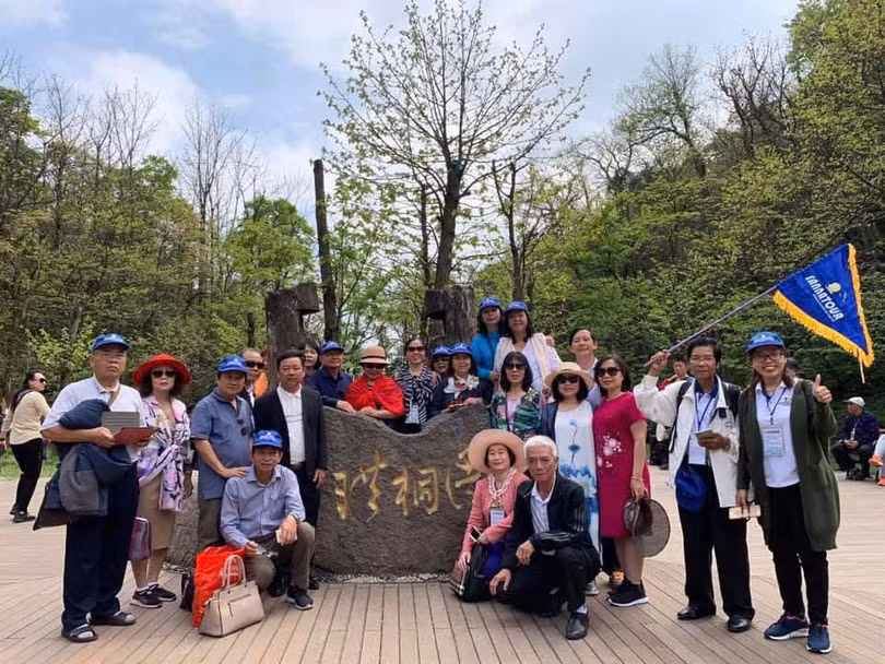 Giá vé bay nội địa tăng cao, khách Việt chuyển hướng tour ngoại ngắn ngày.