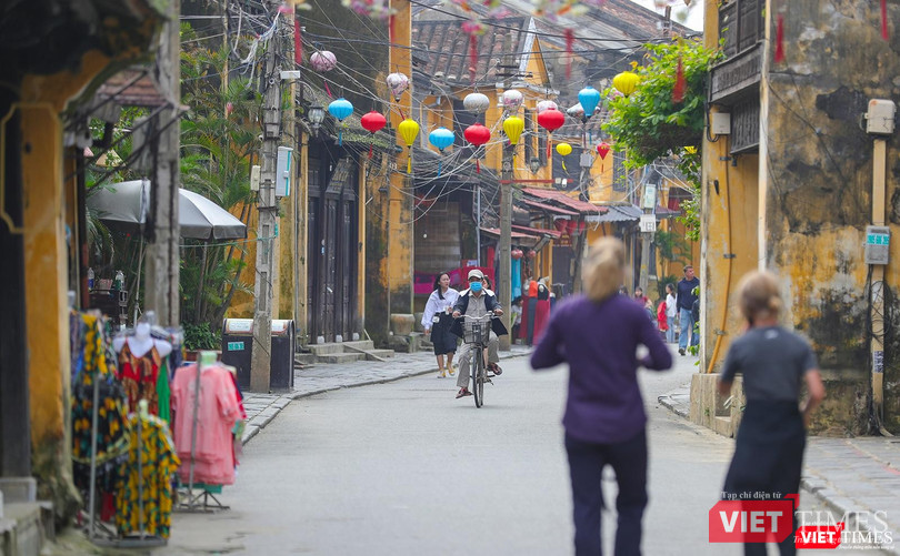 Phố cổ Hội An chiều cuối năm 2020