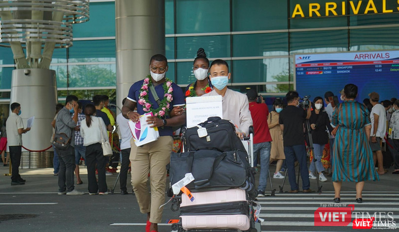 Việc mở cửa du lịch quốc tế là điểm sáng thúc đẩy tăng trưởng kinh tế Việt Nam Việc mở cửa du lịch quốc tế là điểm sáng thúc đẩy tăng trưởng kinh tế Việt Nam