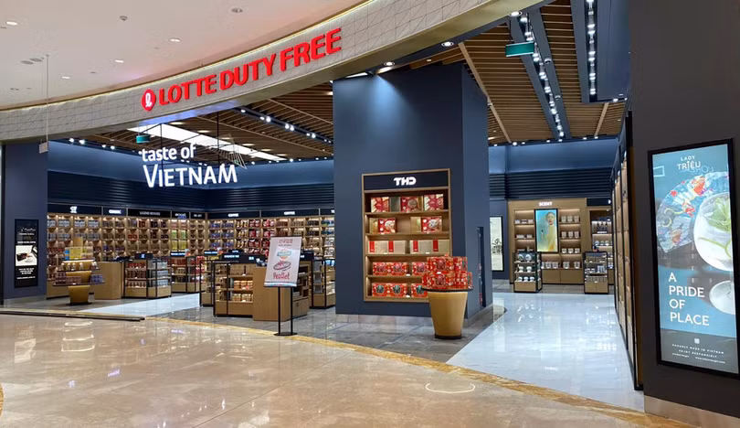 Cửa hàng miễn thuế trong nội địa Lotte Phú Khánh tại Trung tâm thương mại VV Mall (ảnh SCT)