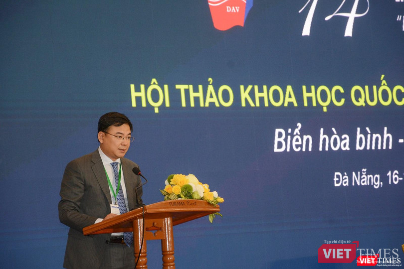 Thứ trưởng Bộ Ngoại giao Phạm Quang Hiệu phát biểu tại hội thảo Thứ trưởng Bộ Ngoại giao Phạm Quang Hiệu phát biểu tại hội thảo