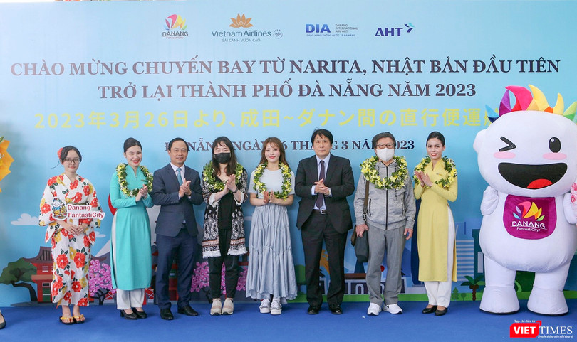 Lễ đón chuyến bay đầu tiên từ Nhật Bản đến Đà Nẵng sau khi dịch COVID-19 được kiểm soát