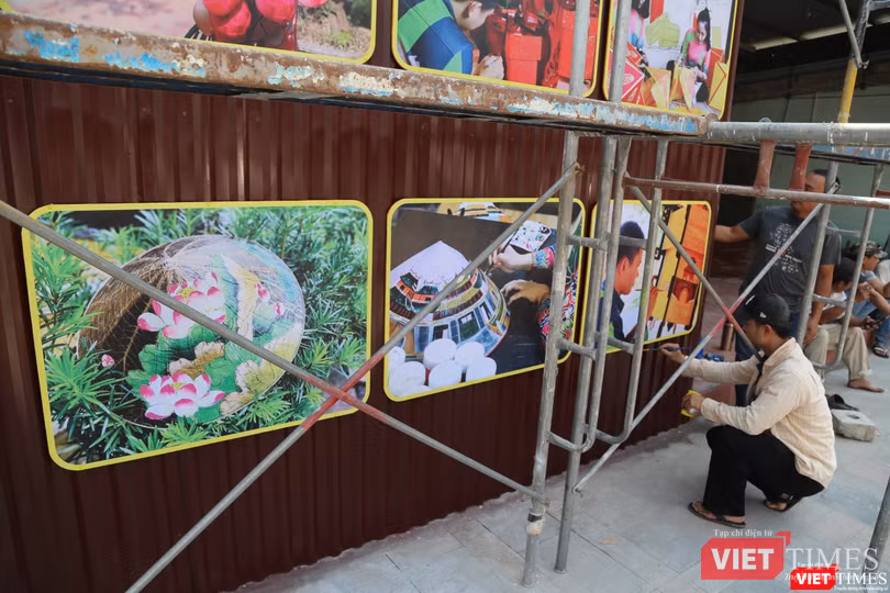 Không gian trưng bày sản phẩm nghề truyền thống