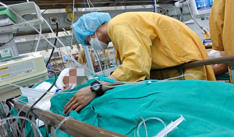 Chàng thanh niên Đ.V.Th. nằm chờ hiến tạng tại Bệnh viện hữu nghị Việt Đức