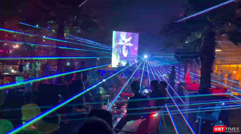 Không gian giải trí đêm bên bờ biển Mỹ An (Đà Nẵng) sẵn sàng phục vụ du khách
