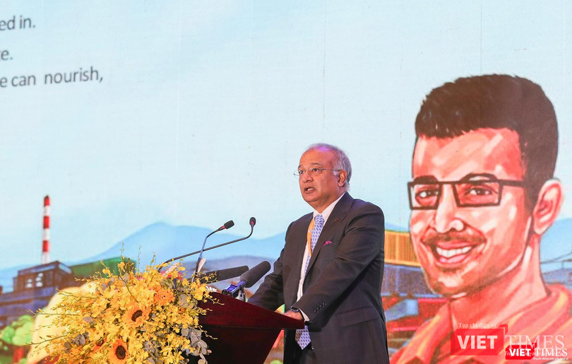 Đại diện doanh nghiệp Ấn Độ phát biểu tại sự kiện. Đại diện doanh nghiệp Ấn Độ phát biểu tại sự kiện.