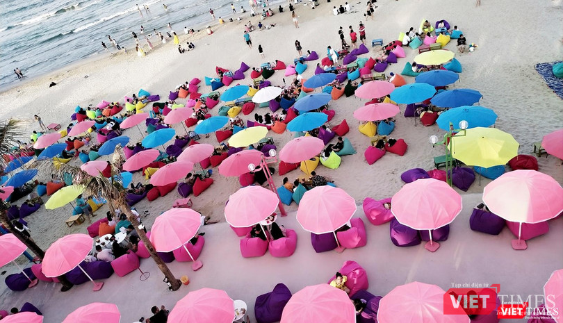 Một góc khu tổ hợp vui chơi giải trí DanaBeach bên bờ biển Mỹ An, Đà Nẵng (ảnh Anh Minh) Một góc khu tổ hợp vui chơi giải trí DanaBeach bên bờ biển Mỹ An, Đà Nẵng (ảnh Anh Minh)