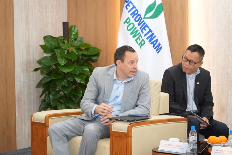 Ông Scott Strazik - Chủ tịch kiêm Tổng Giám đốc điều hành GE Vernova đánh giá cao vai trò của PV Power trong hệ thống năng lượng Việt Nam, mong muốn tiếp tục đồng hành cùng PV Power trong việc phát triển các dự án điện khí sắp tới.