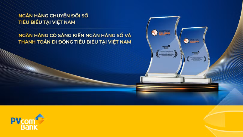 PVcomBank được vinh danh với hai giải thưởng chuyển đổi số uy tín