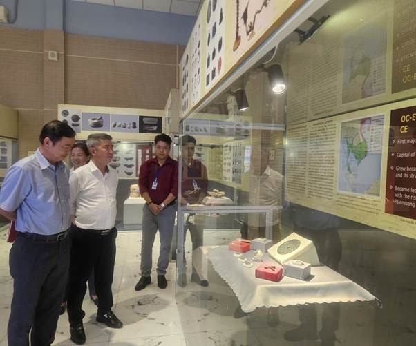 Đoàn khảo sát văn hóa lịch sử, sản phẩm du lịch đặc trưng