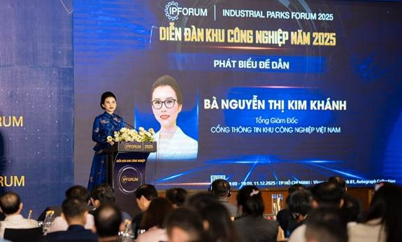Bà Nguyễn Thị Kim Khánh – Tổng Giám đốc Cổng Thông tin Khu Công nghiệp Việt Nam