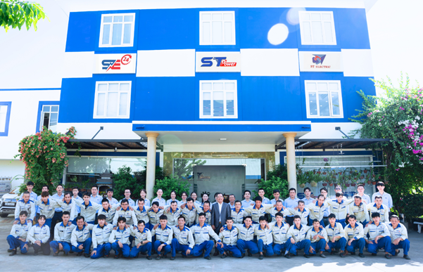 Tập thể cán bộ, công nhân viên Công ty Cổ phần STPower.