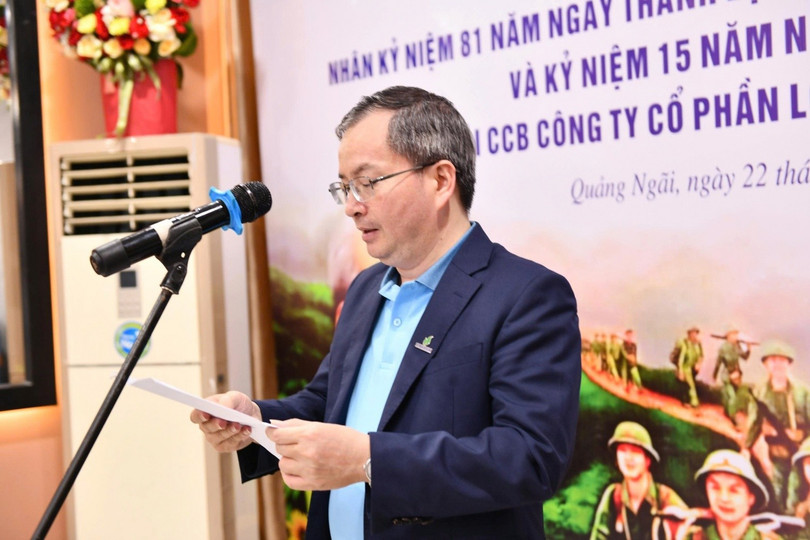 Ông Khương Lê Thành - Chủ tịch Hội CCB, Thành viên HĐQT BSR ôn lại truyền thống vẻ vang của Quân đội Nhân dân Việt Nam và lịch sử hào hùng của dân tộc.