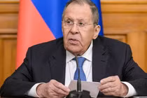 Ngoại trưởng Nga Sergey Lavrov tham dự cuộc họp báo chung với Ngoại trưởng Kenya Musalia Mudavadi sau cuộc gặp của hai người tại Moscow, Nga. Ảnh: Sputnik.